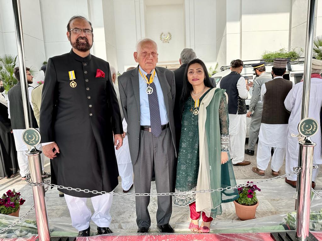 Vice Chancellor Prof. Dr. Samreen Hussain (TI)